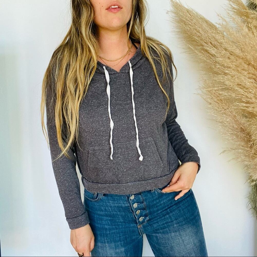 UO PAPER CROWN Grey Gray Hi Low Asymmetrical Sweatshirt Pullover Casual Hoodie M